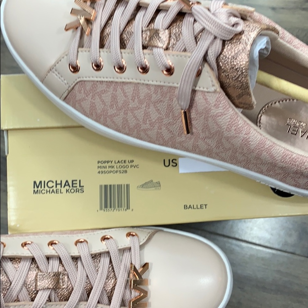 MICHAEL KORS POPPY LACE UP MINI MK LOGO PVC BALLET - Picture 3 of 16
